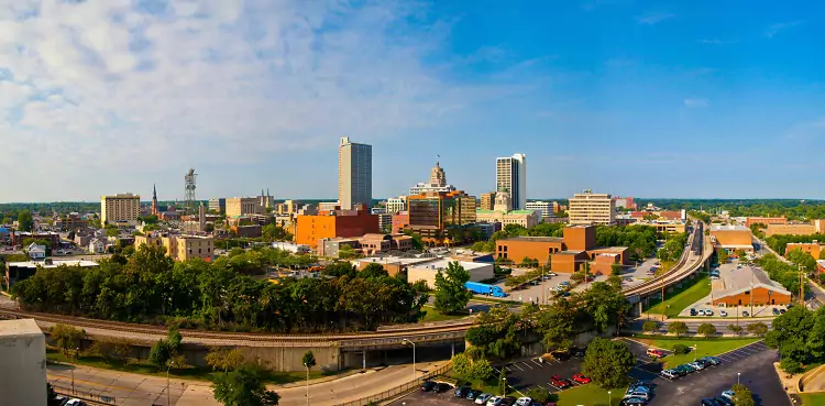 The Ultimate Guide to Living in Fort Wayne, Indiana: Pros and Cons