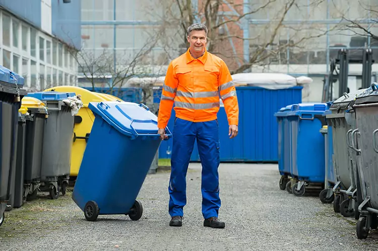 Garbage Removal Services in London: Keeping Your Surroundings Clean and Clutter-Free